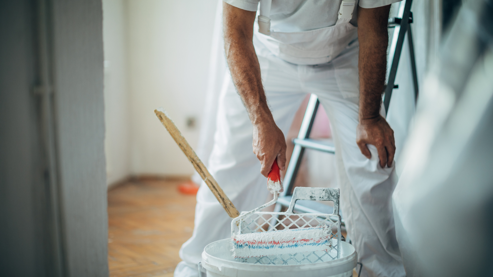 Pintura de interiores y exteriores en Alicante
